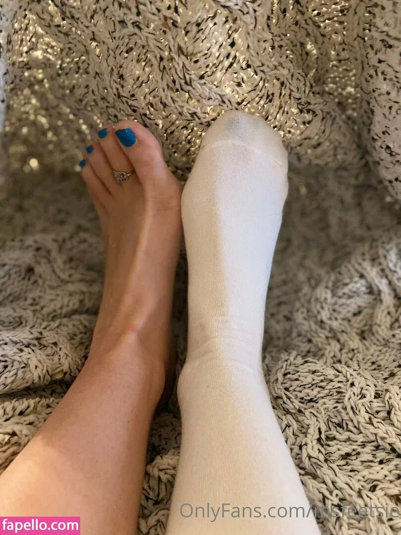 msfeetsie Onlyfans Photo Gallery 
