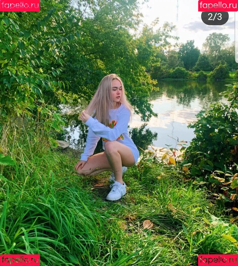 Kenna Bates Onlyfans Photo Gallery 