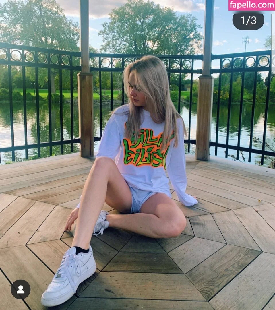 Kenna Bates Onlyfans Photo Gallery 