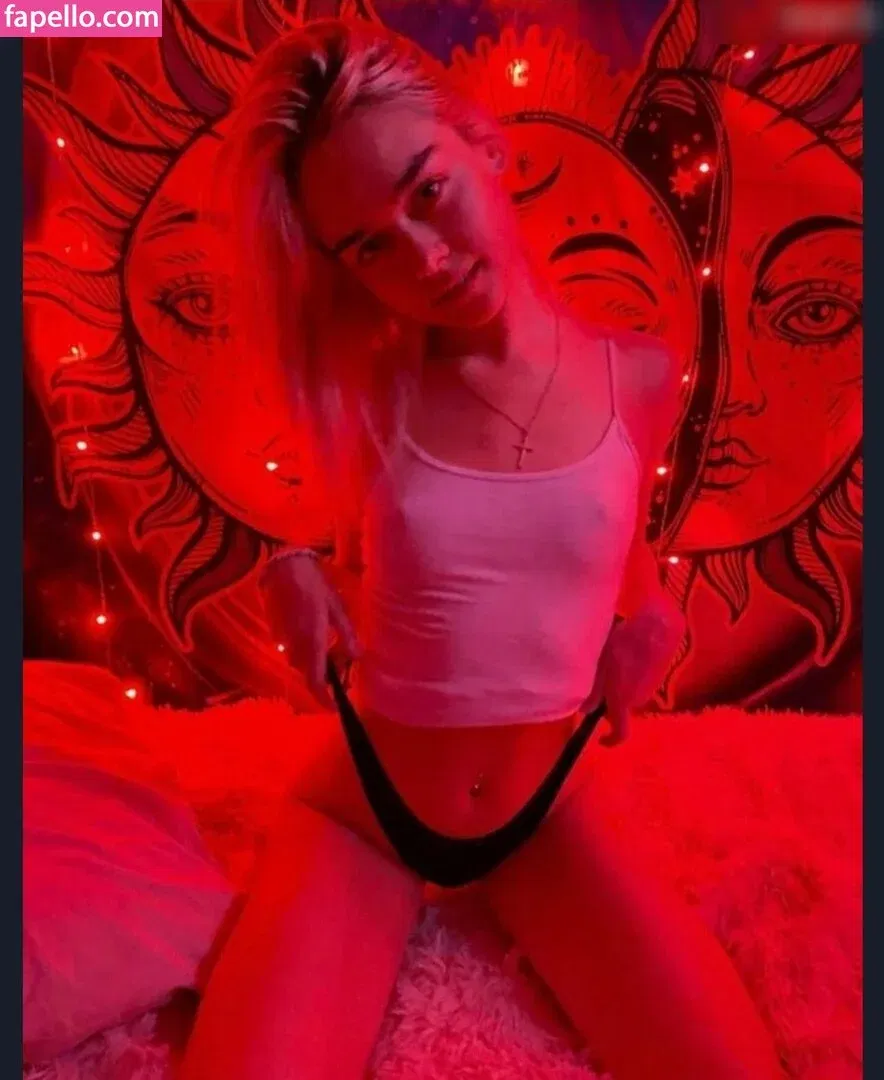 Kenna Bates Onlyfans Photo Gallery 