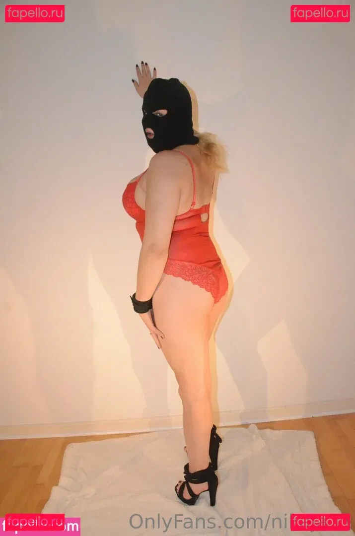 nikaja.ts Onlyfans Photo Gallery 
