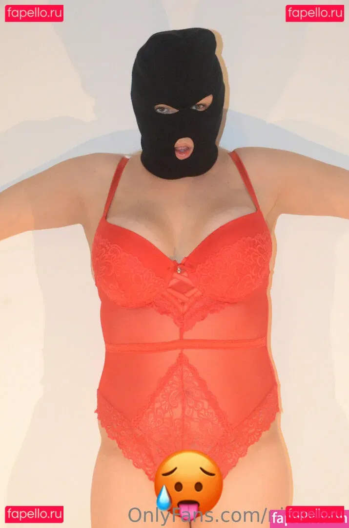 nikaja.ts Onlyfans Photo Gallery 