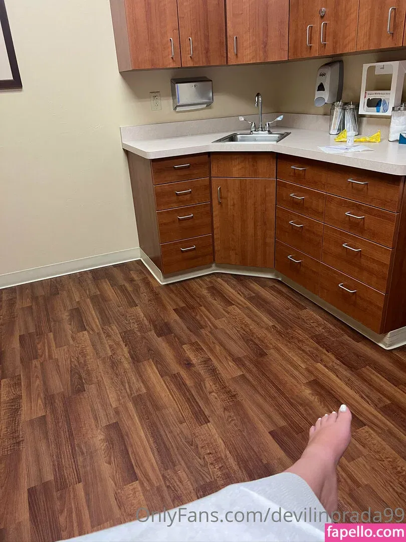 devilinprada99 Onlyfans Photo Gallery 