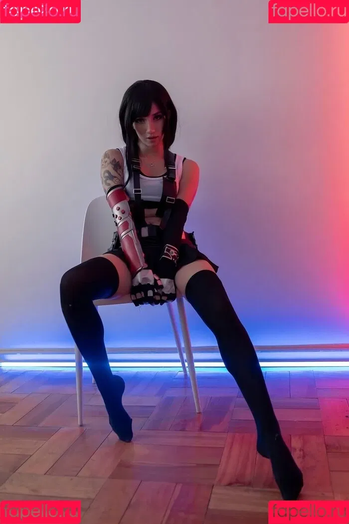Tifa Cosplay Onlyfans Photo Gallery 