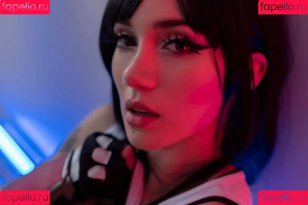 Tifa Cosplay Onlyfans Photo Gallery 
