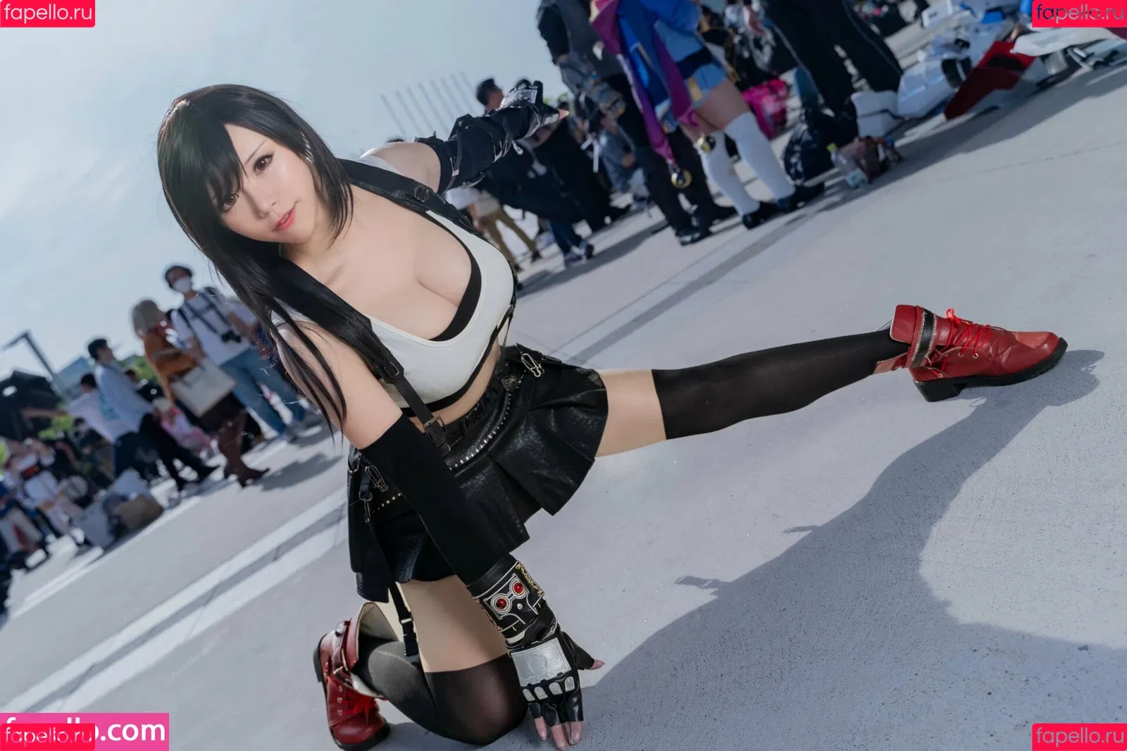 Tifa Cosplay Onlyfans Photo Gallery 