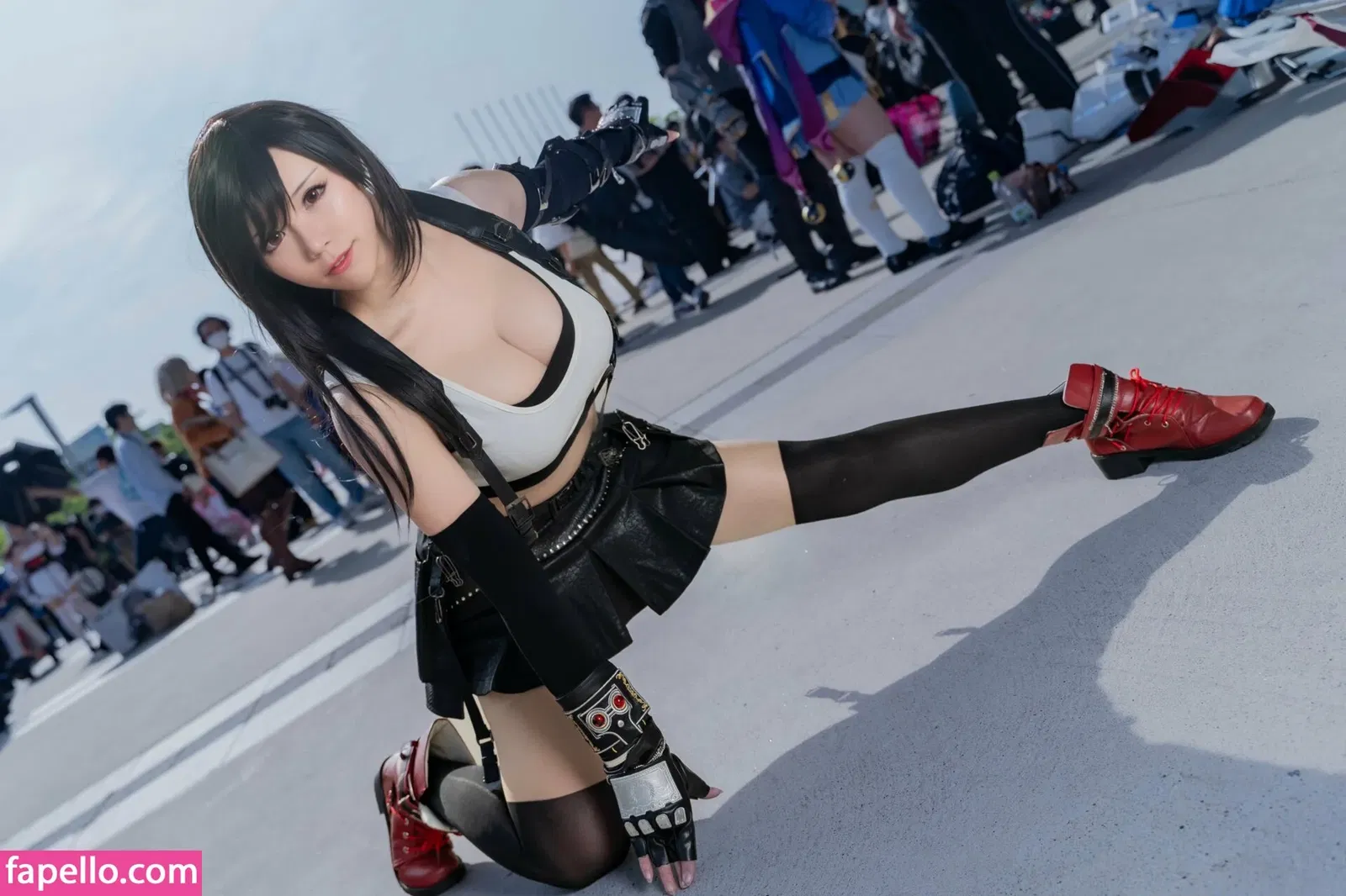 Tifa Cosplay Onlyfans Photo Gallery 