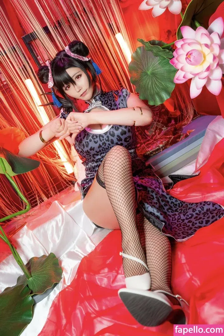 Tifa Cosplay Onlyfans Photo Gallery 