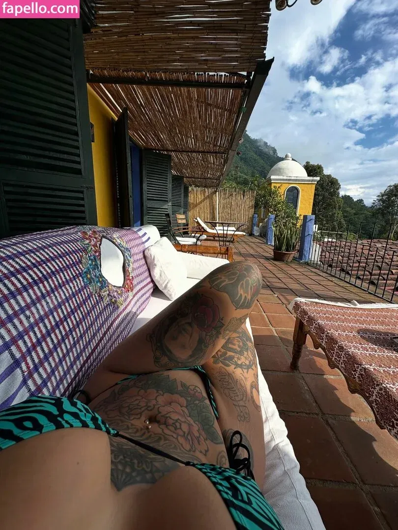 Connie Perignon Onlyfans Photo Gallery 