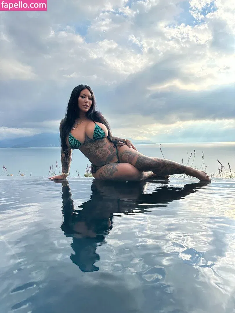 Connie Perignon Onlyfans Photo Gallery 