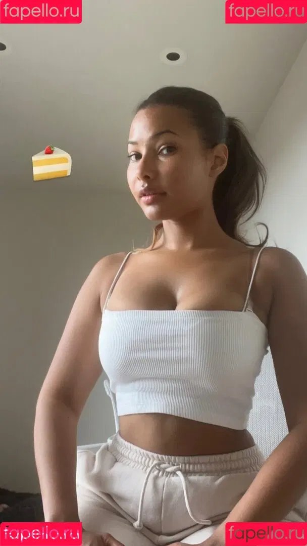 Steph Esther / iamstephalways Onlyfans Photo Gallery 