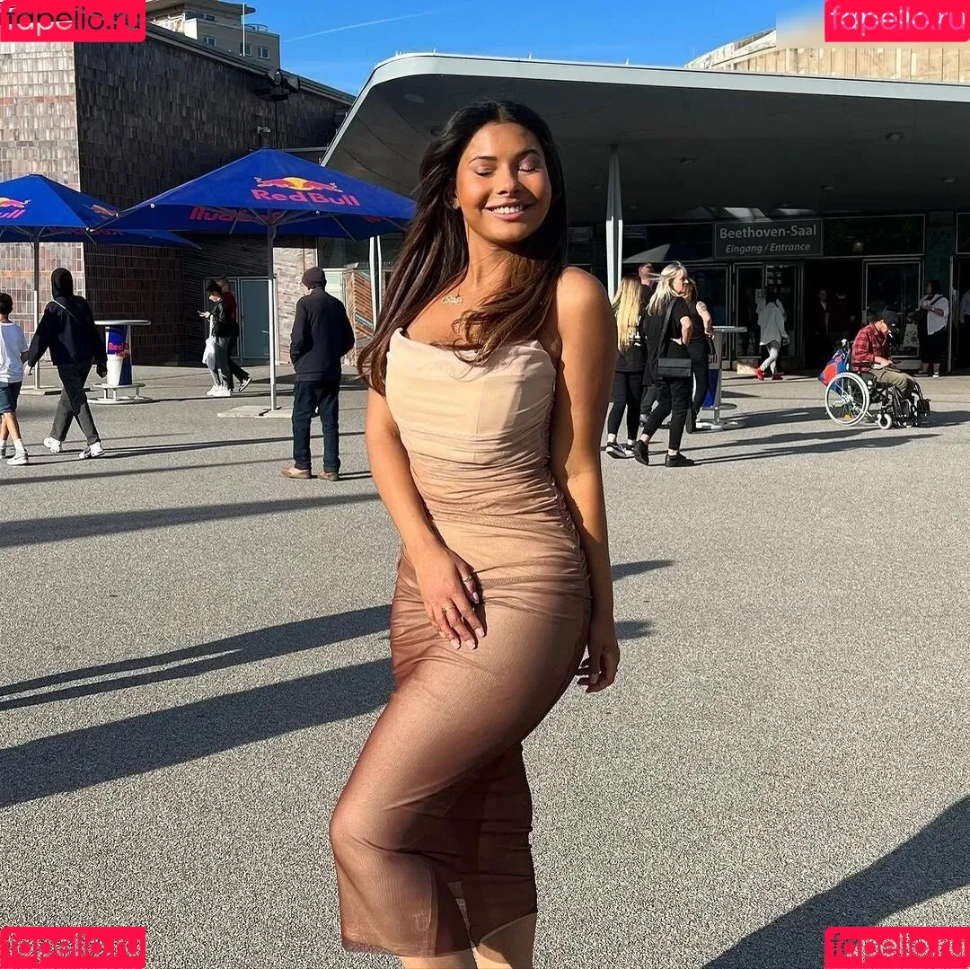 Steph Esther / iamstephalways Onlyfans Photo Gallery 
