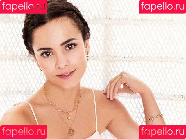 Alice Braga Onlyfans Photo Gallery 