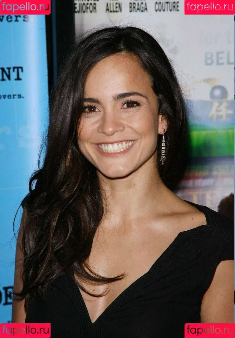 Alice Braga Onlyfans Photo Gallery 