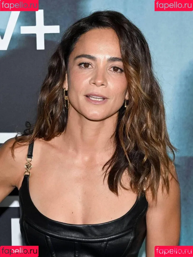 Alice Braga Onlyfans Photo Gallery 