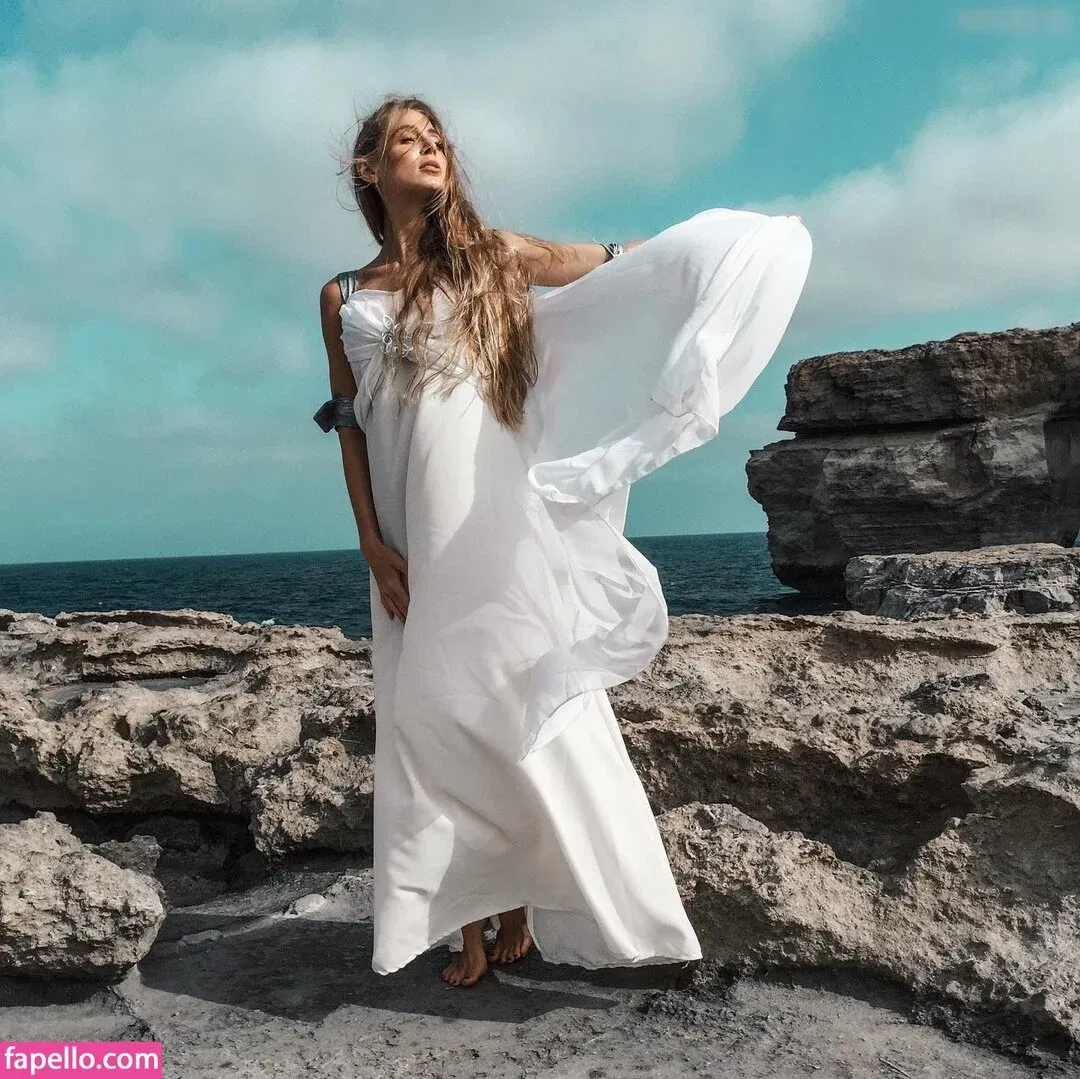 Alica Buechel Onlyfans Photo Gallery 