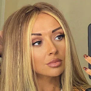 Kimberly Hart-Simpson Onlyfans Photo Gallery 