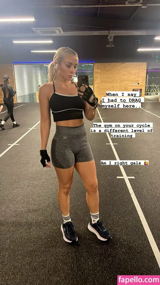 Kimberly Hart-Simpson Onlyfans Photo Gallery 