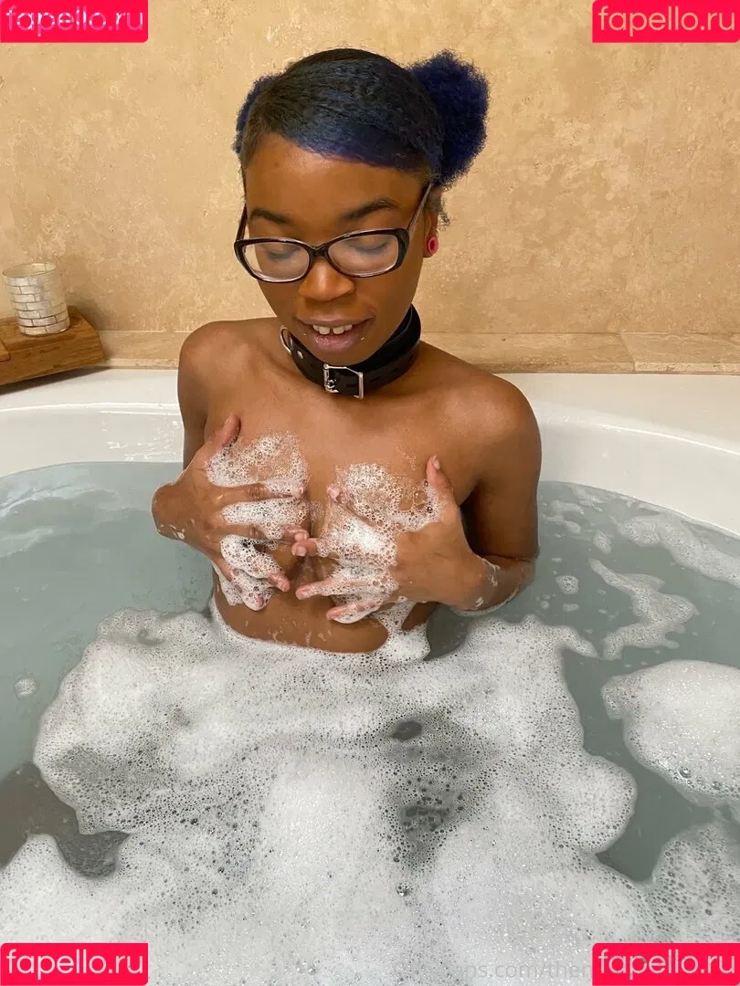 thenovapandafree Onlyfans Photo Gallery 