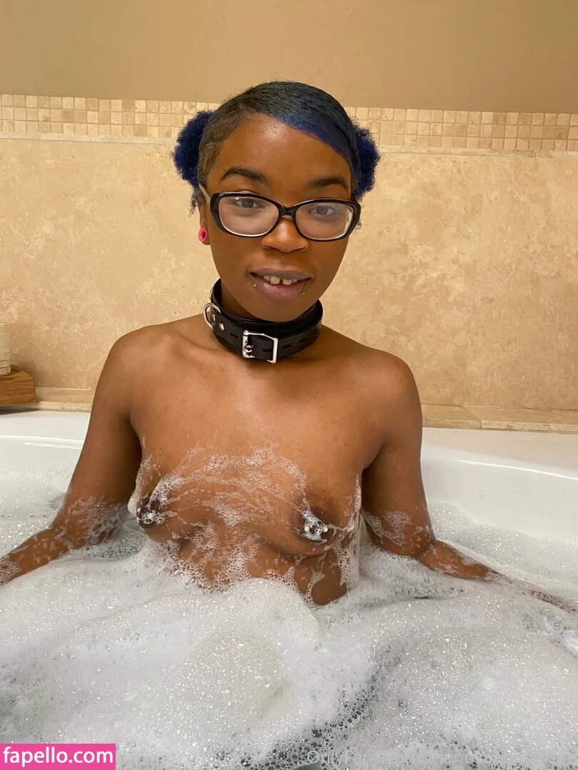 thenovapandafree Onlyfans Photo Gallery 