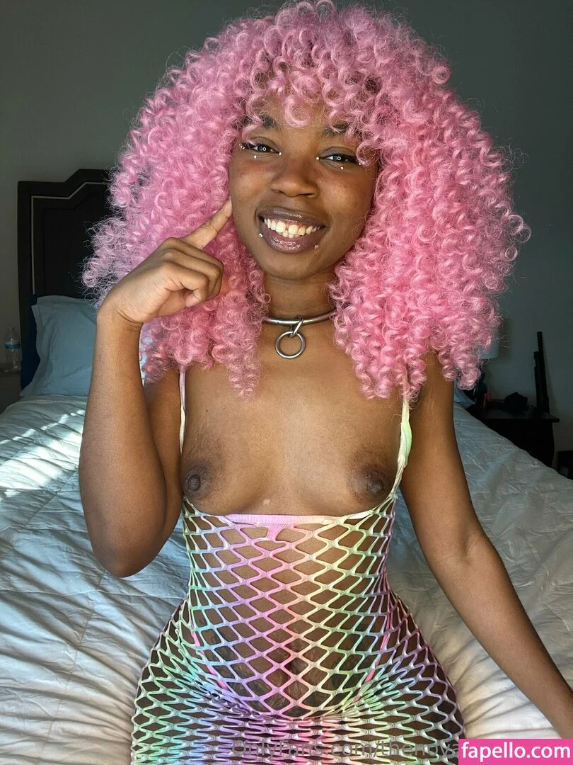 thenovapandafree Onlyfans Photo Gallery 