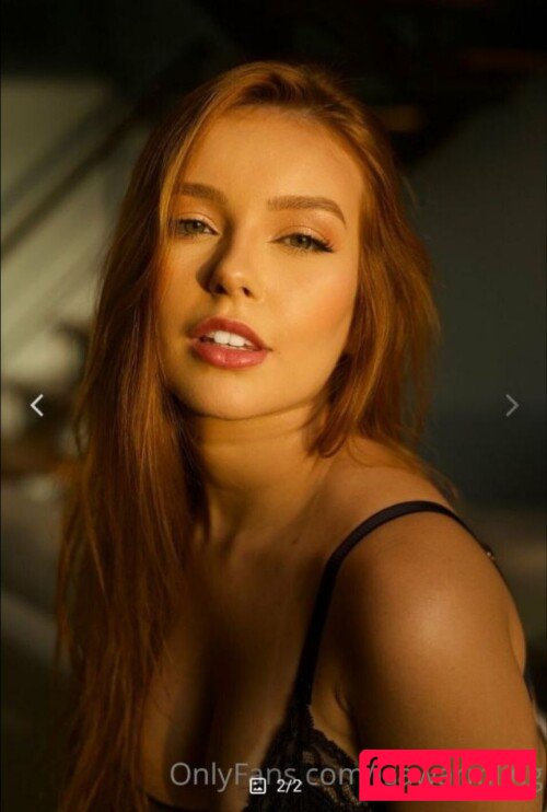 Isadora Warmling Nude Onlyfans Photo 24