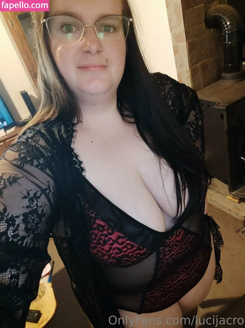 lucijacro Onlyfans Photo Gallery 