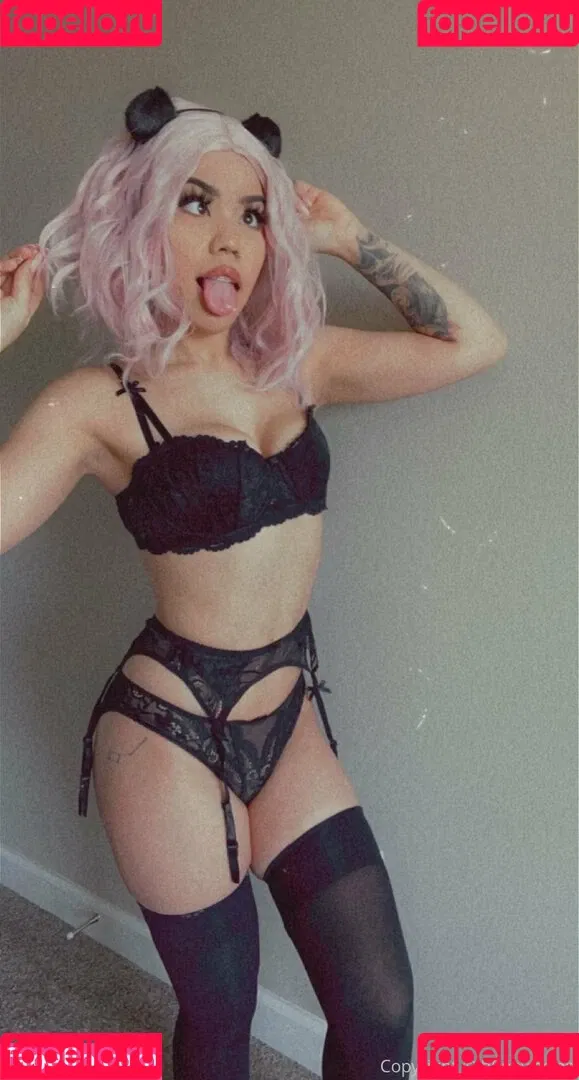 h0ney.asian Onlyfans Photo Gallery 