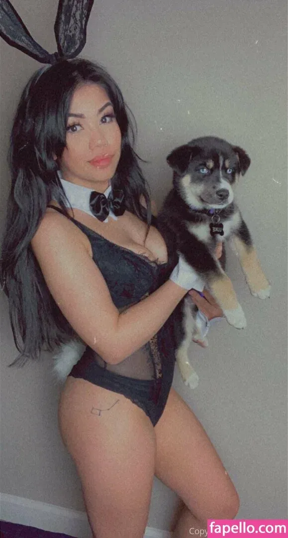 h0ney.asian Onlyfans Photo Gallery 