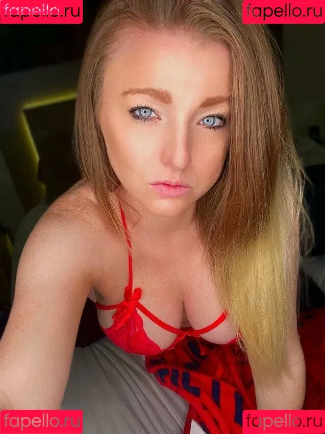 RayRachel Onlyfans Photo Gallery 