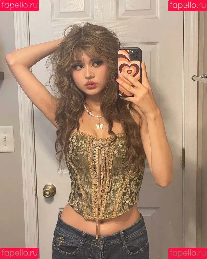 hellbabyeve Onlyfans Photo Gallery 