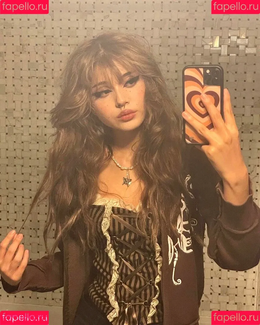 hellbabyeve Onlyfans Photo Gallery 