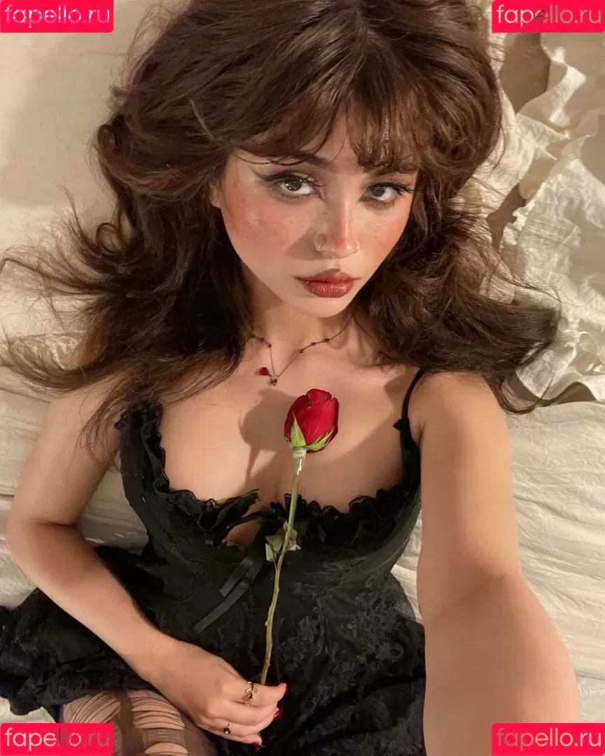 hellbabyeve Onlyfans Photo Gallery 