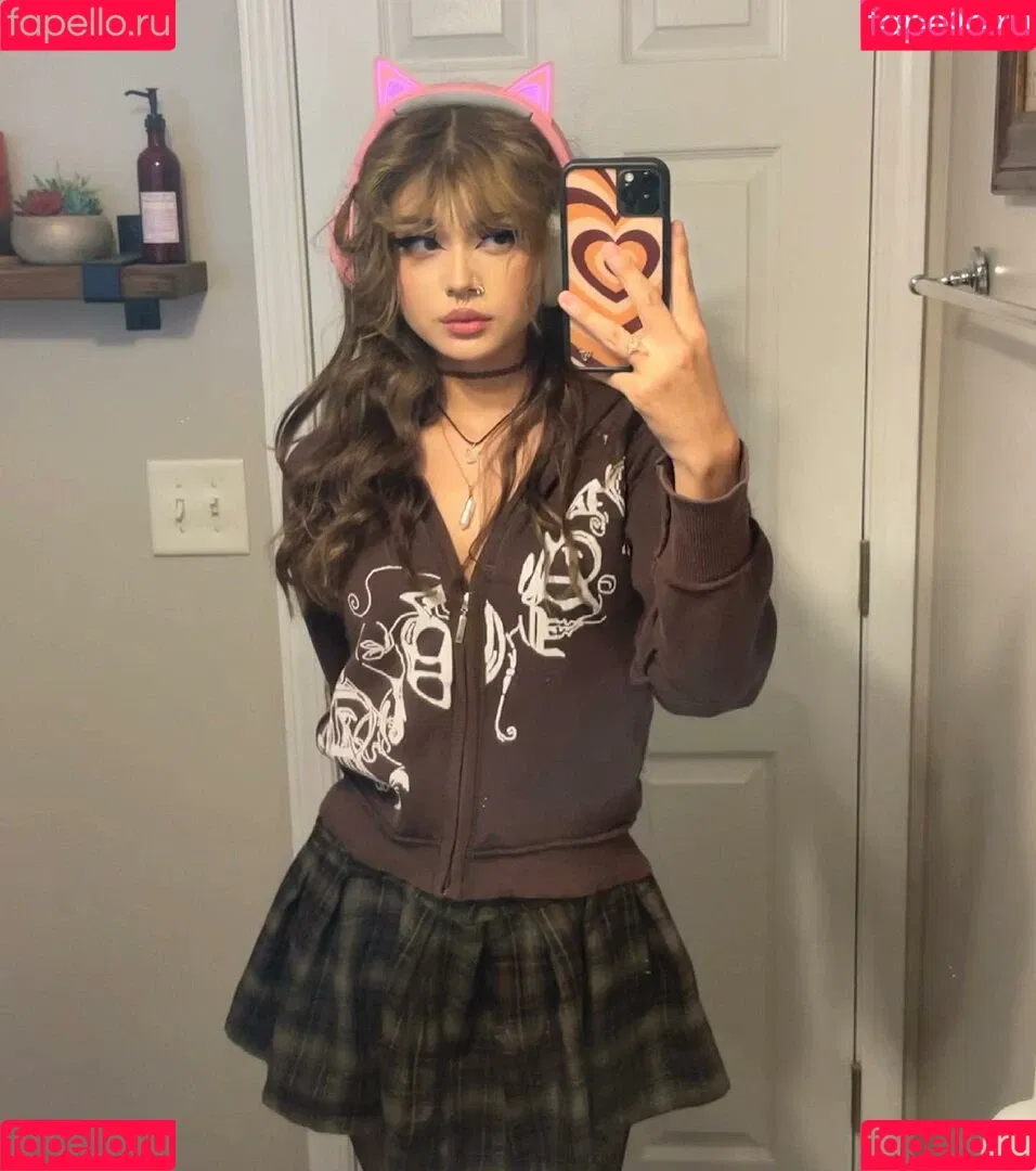hellbabyeve Onlyfans Photo Gallery 