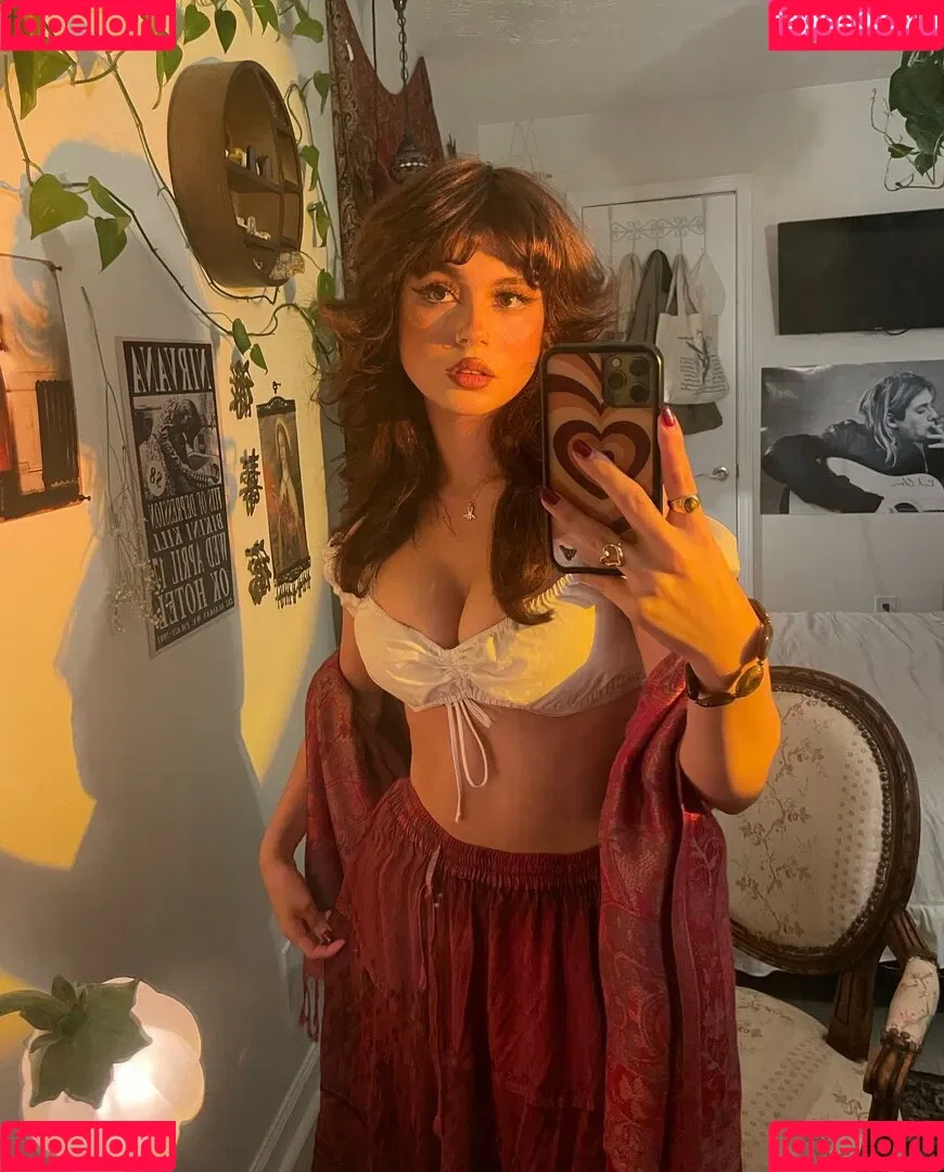 hellbabyeve Onlyfans Photo Gallery 