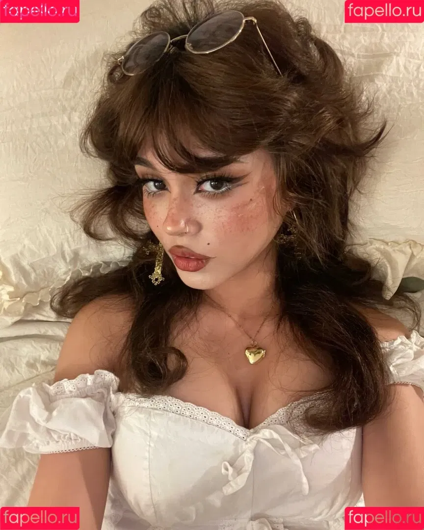hellbabyeve Onlyfans Photo Gallery 