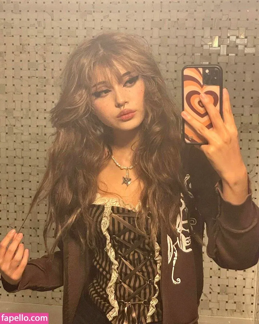 hellbabyeve Onlyfans Photo Gallery 