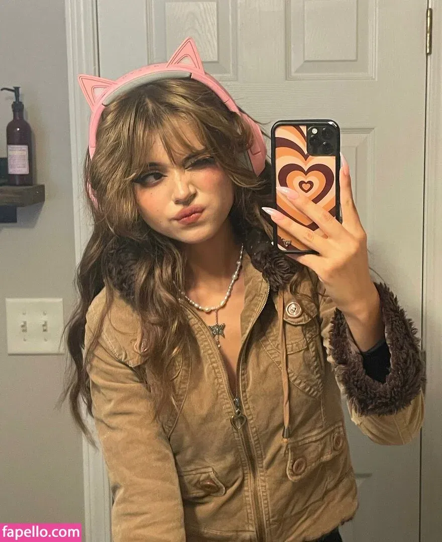 hellbabyeve Onlyfans Photo Gallery 