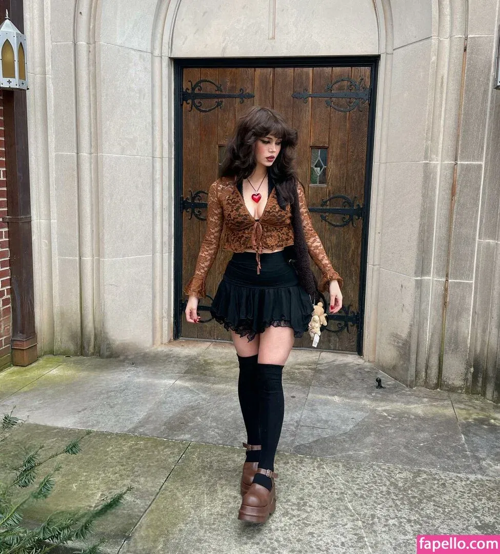 hellbabyeve Onlyfans Photo Gallery 