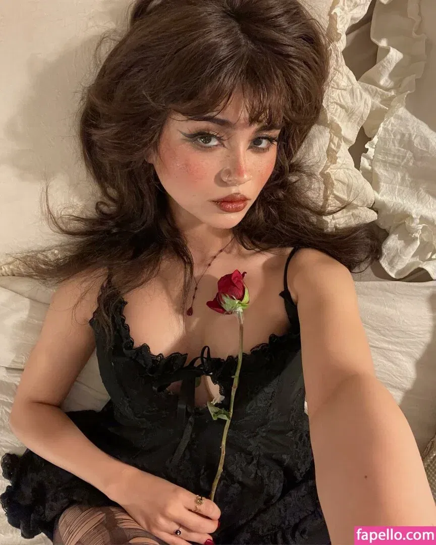 hellbabyeve Onlyfans Photo Gallery 