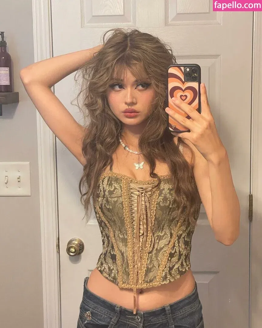 hellbabyeve Onlyfans Photo Gallery 