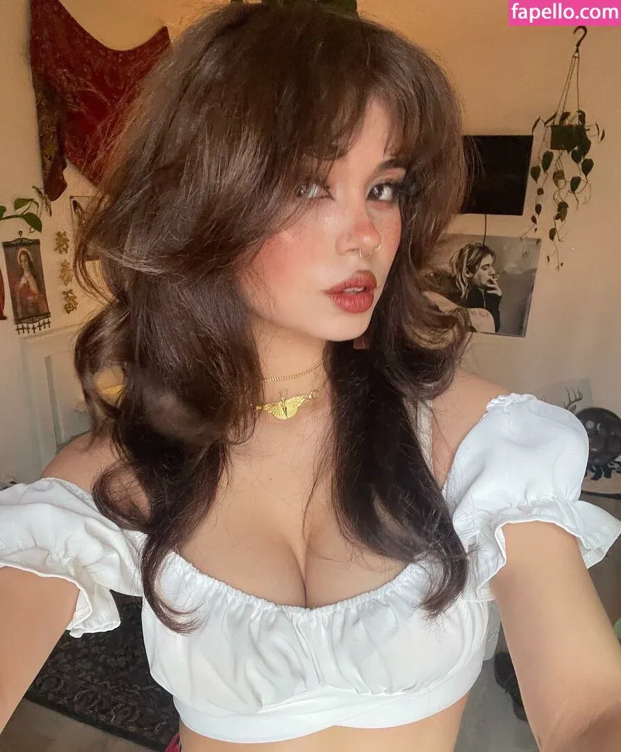 hellbabyeve Onlyfans Photo Gallery 