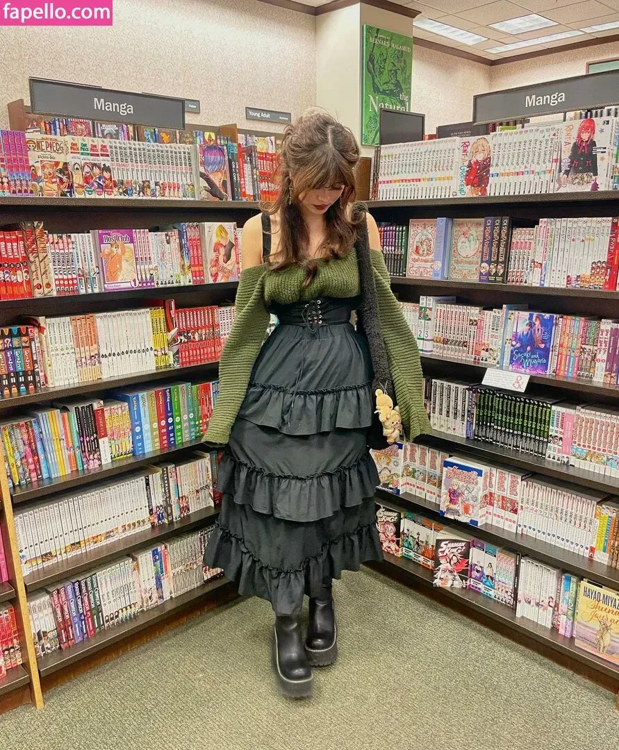 hellbabyeve Onlyfans Photo Gallery 