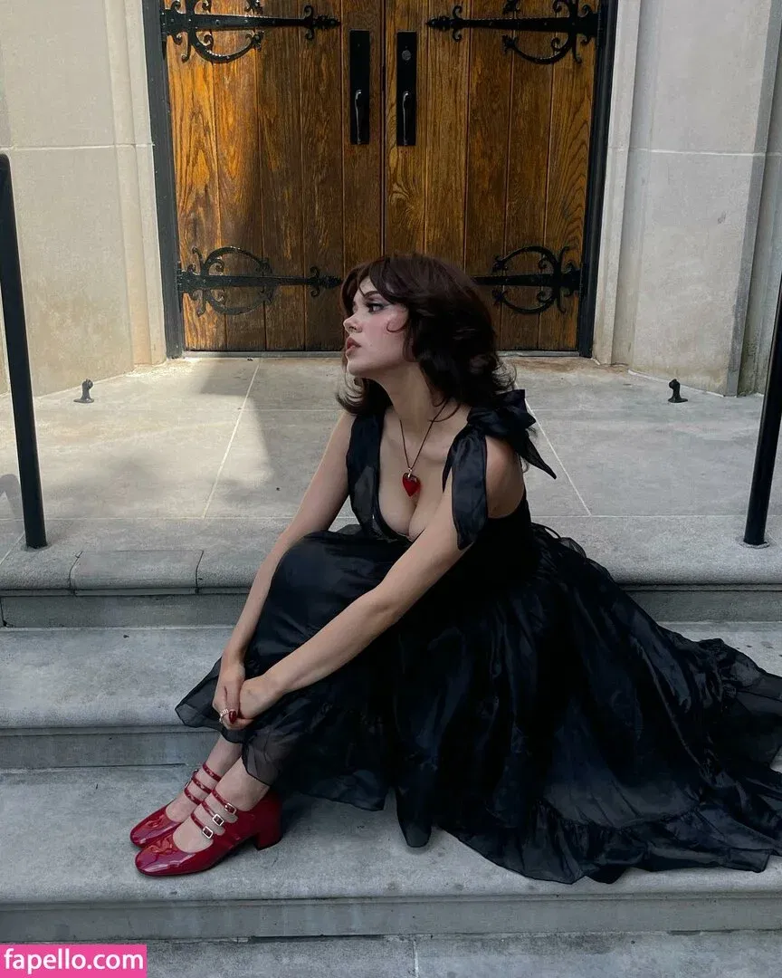 hellbabyeve Onlyfans Photo Gallery 