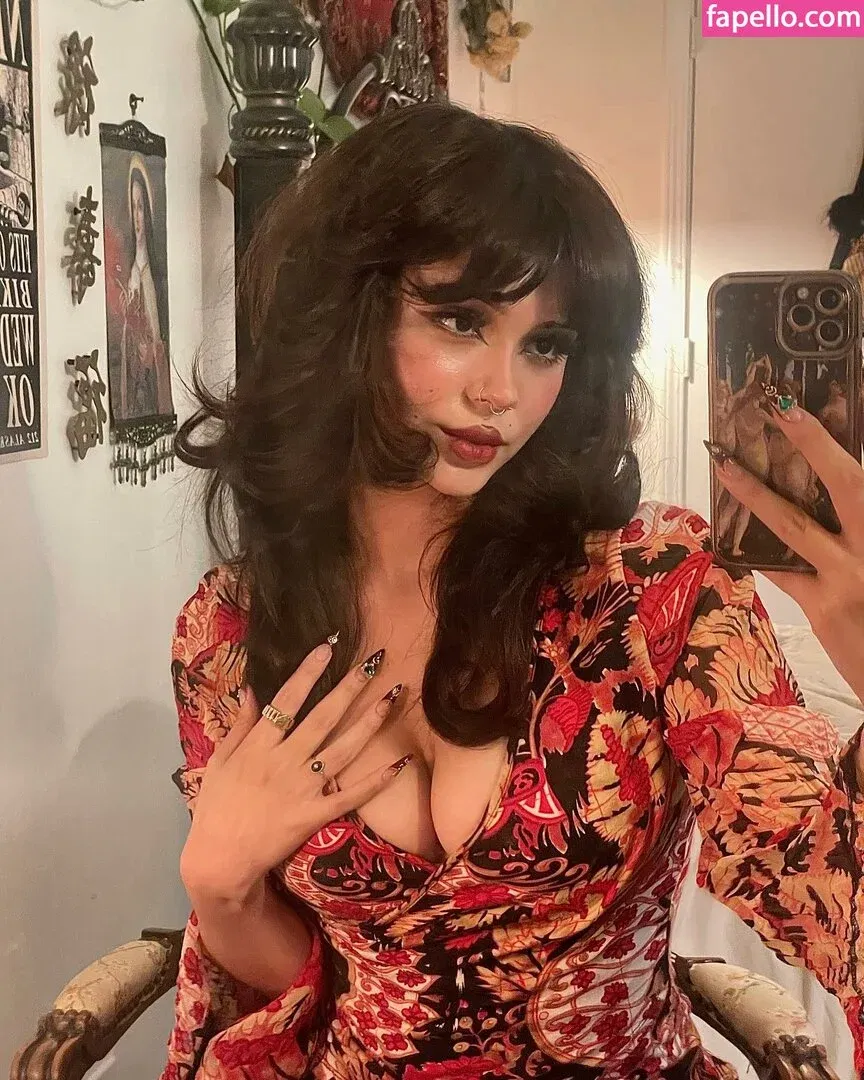 hellbabyeve Onlyfans Photo Gallery 