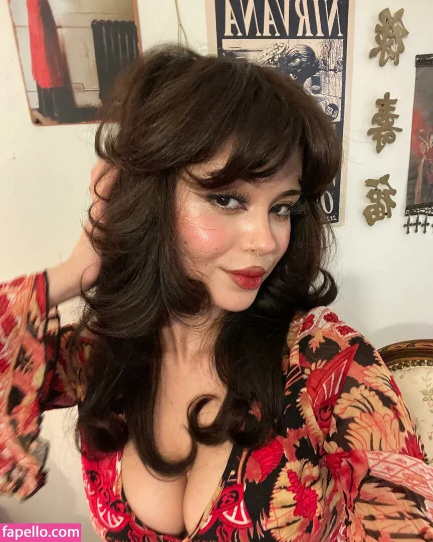 hellbabyeve Onlyfans Photo Gallery 