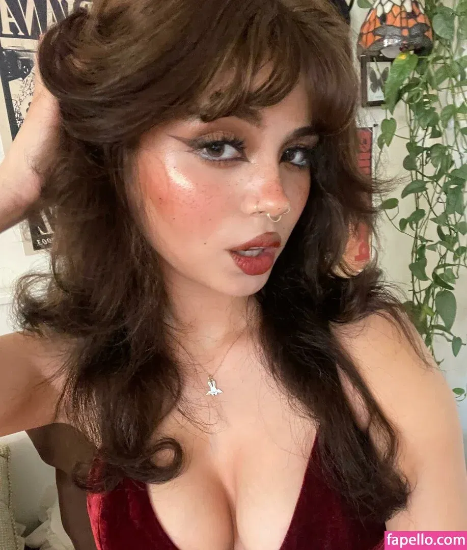 hellbabyeve Onlyfans Photo Gallery 