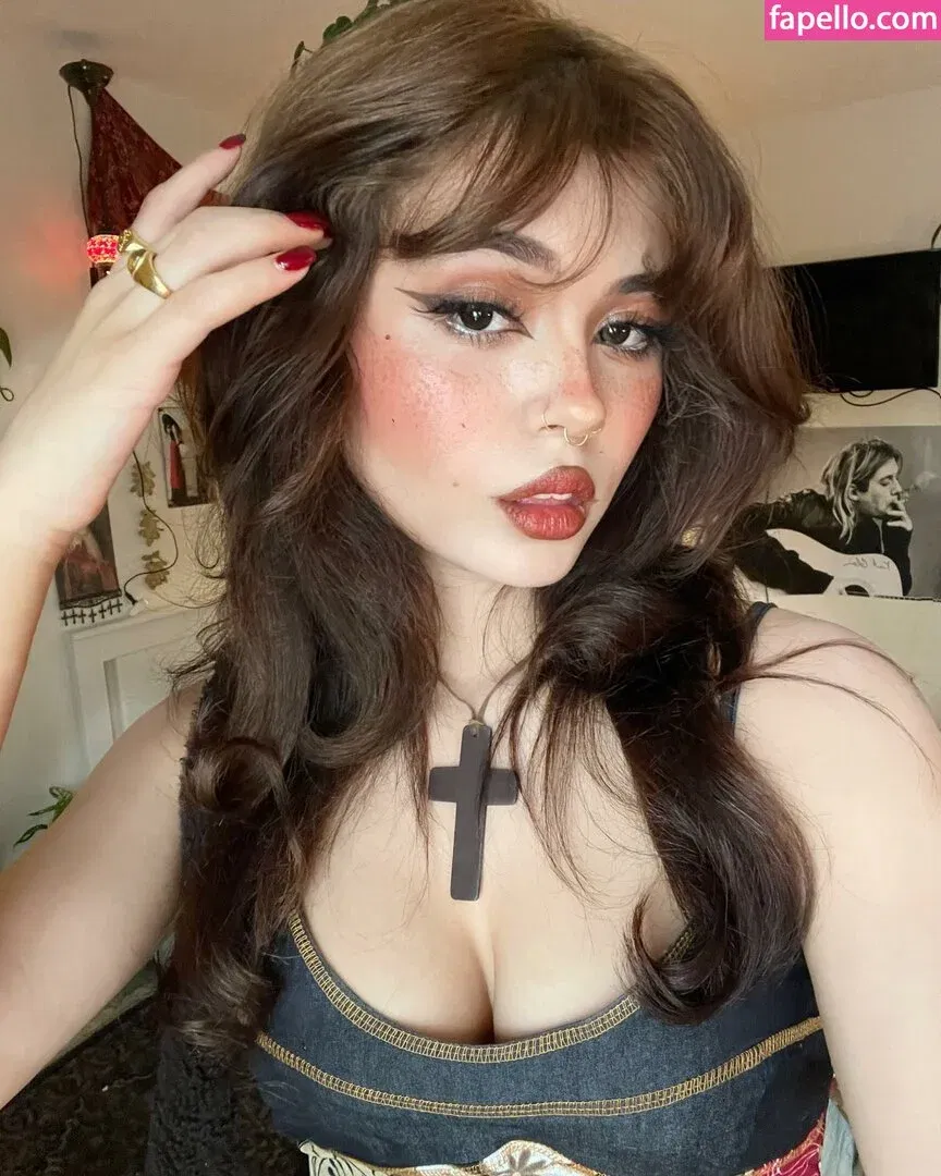 hellbabyeve Onlyfans Photo Gallery 