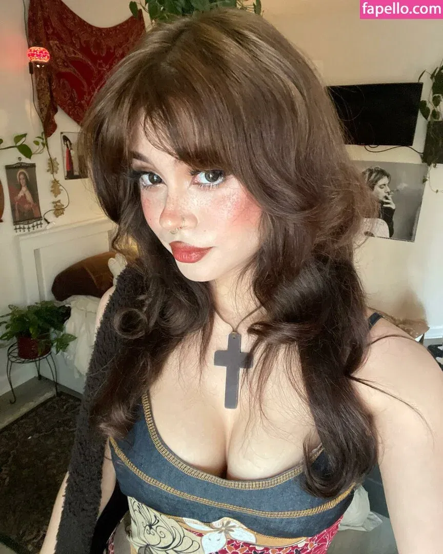 hellbabyeve Onlyfans Photo Gallery 