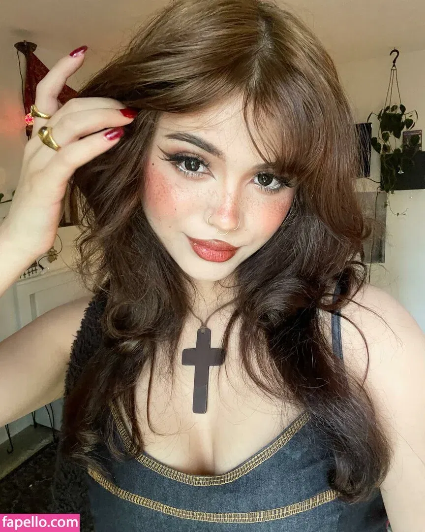 hellbabyeve Onlyfans Photo Gallery 